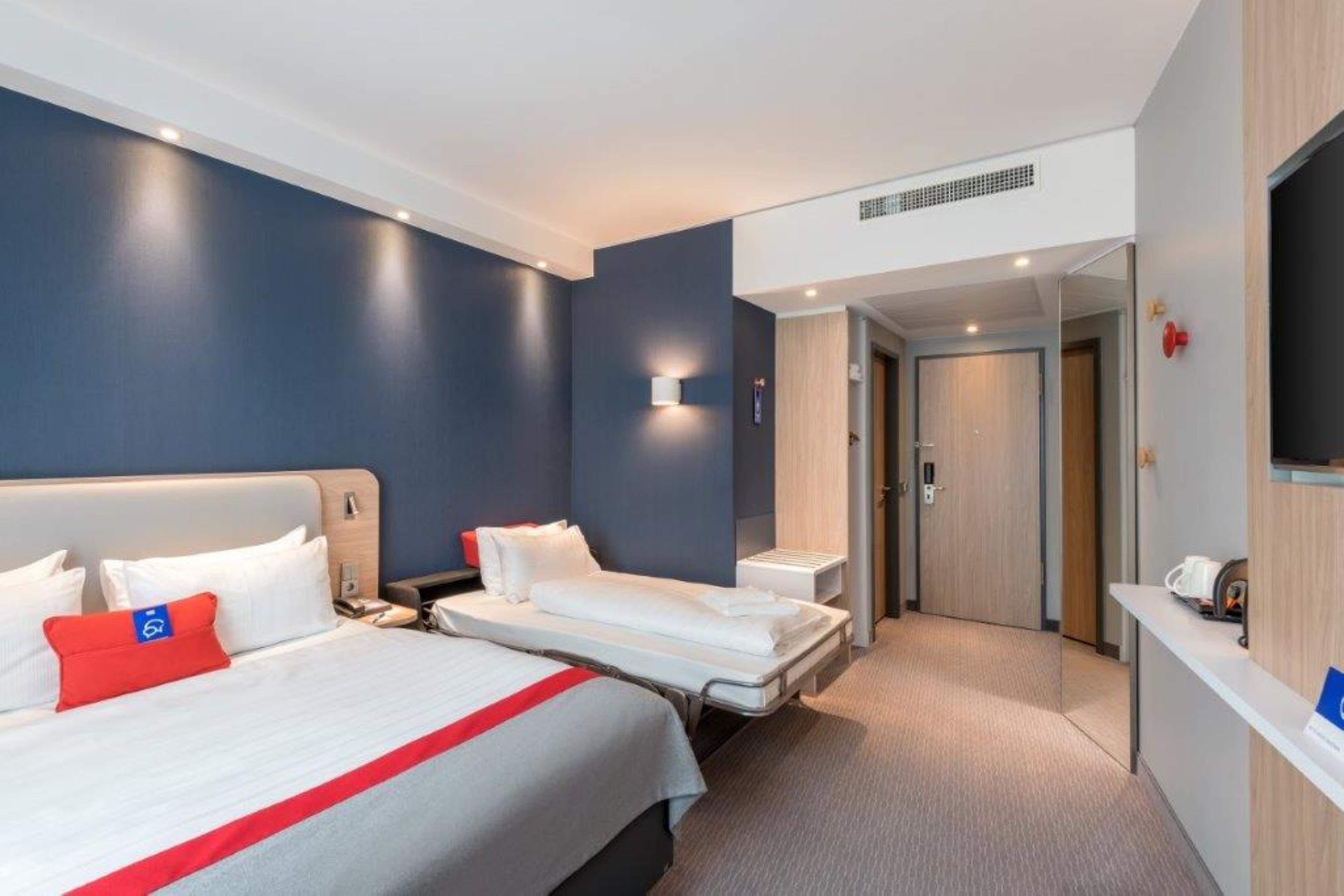 Holiday Inn Express - Sindelfingen By Ihg Экстерьер фото