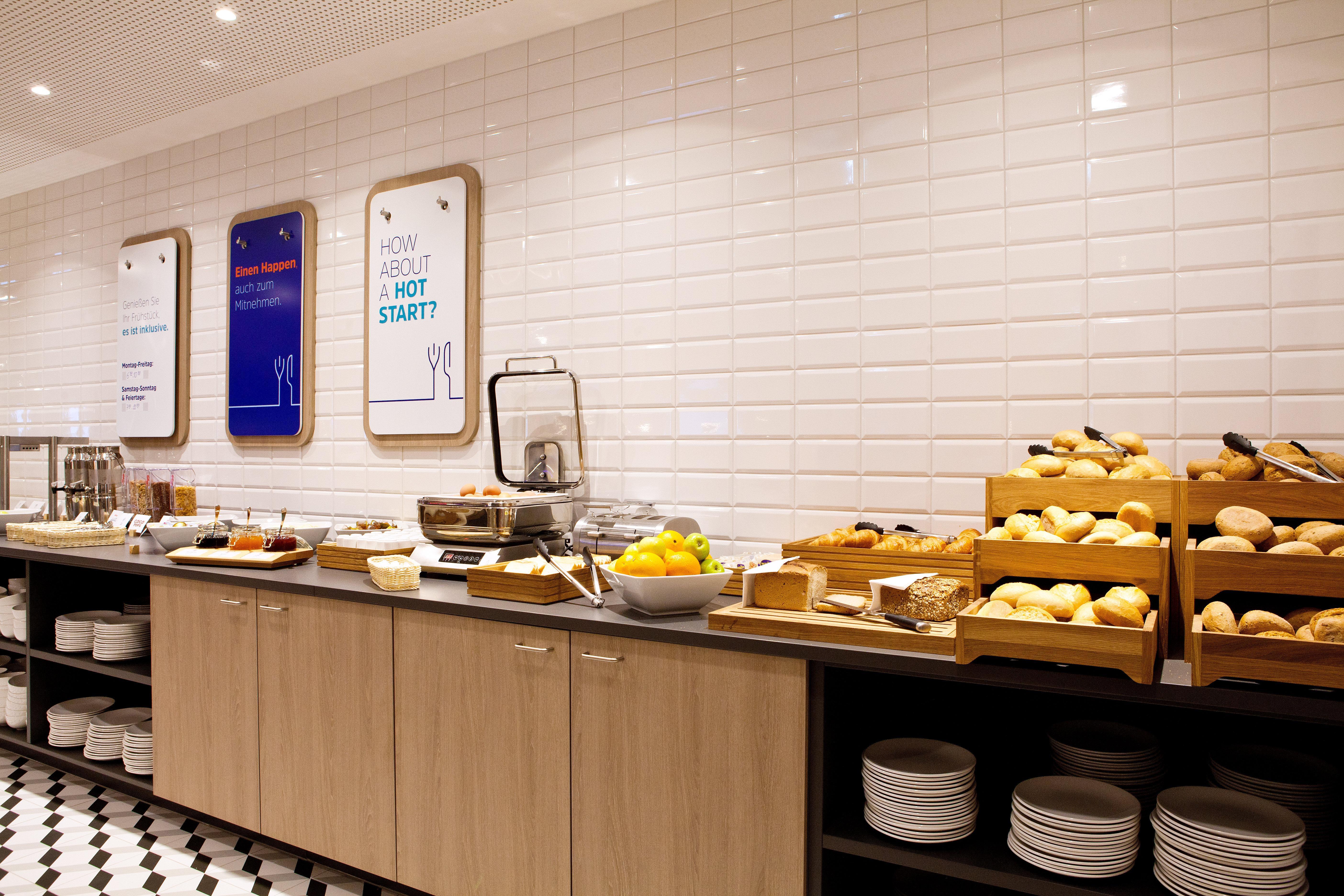 Holiday Inn Express - Sindelfingen By Ihg Экстерьер фото