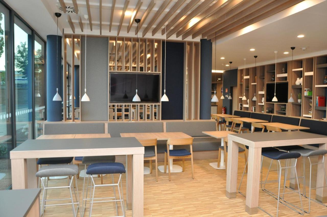 Holiday Inn Express - Sindelfingen By Ihg Экстерьер фото