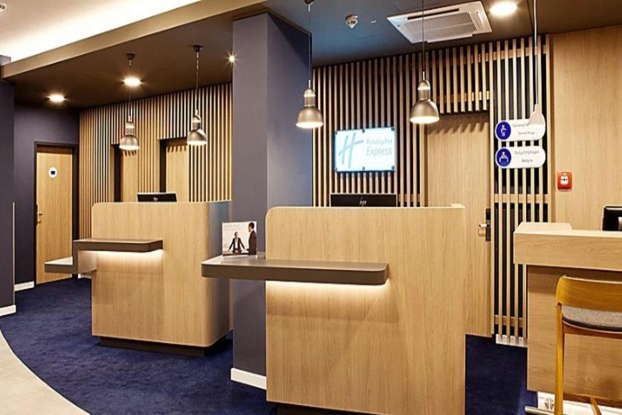 Holiday Inn Express - Sindelfingen By Ihg Экстерьер фото